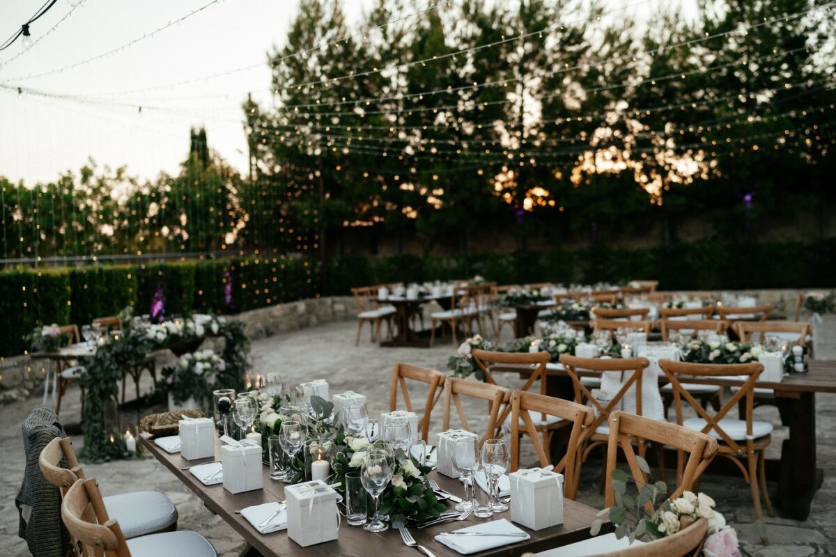 liopetro wedding tables